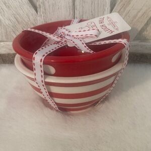 Terramoto 2021 Christmas Red and White Mini Bowls Set